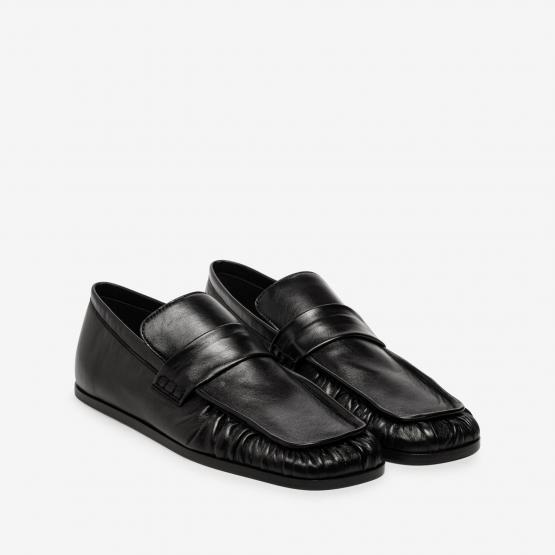 J16WR0022-P4835-001 LOAFER 40