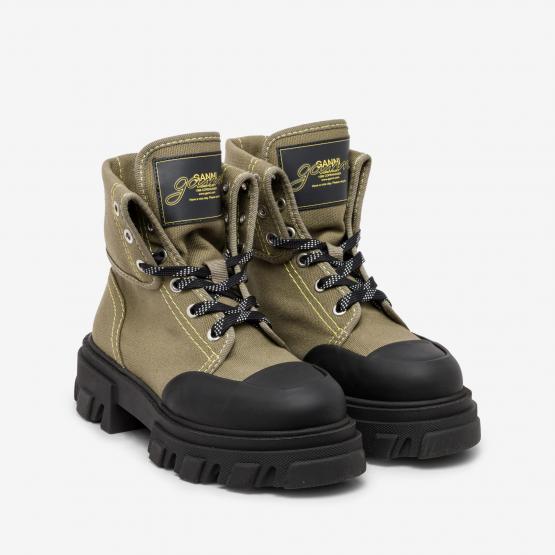 D1010008 CLEATED OLIVE 38