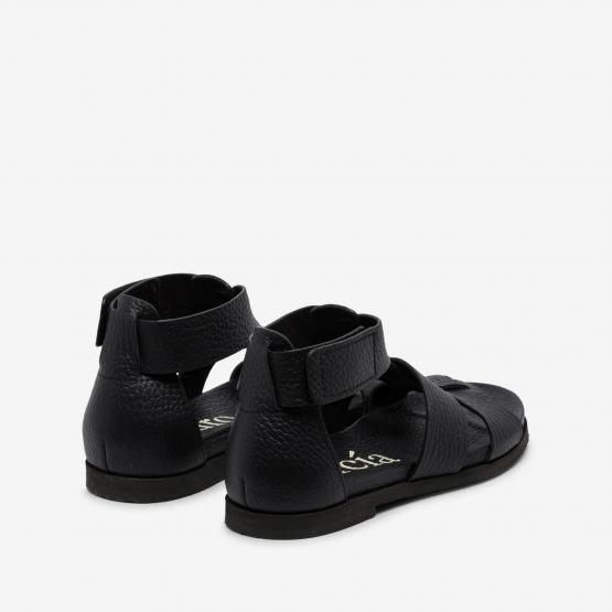 JESICA02 BLACK CERVO 003 