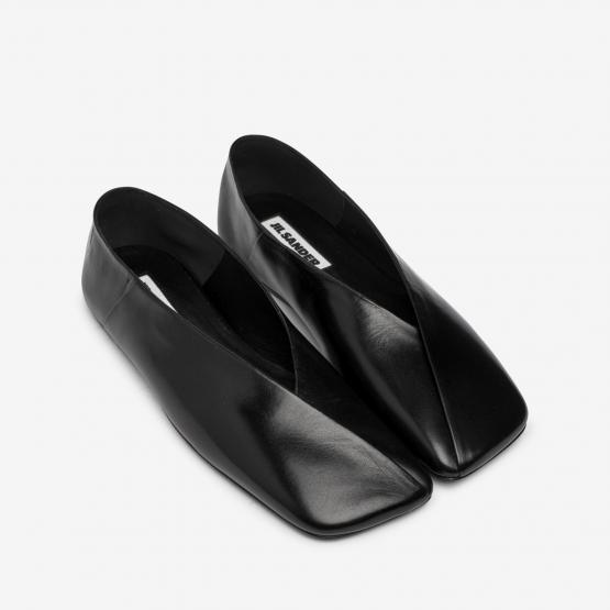 J57WZ0001 P4864 BALLERINA 