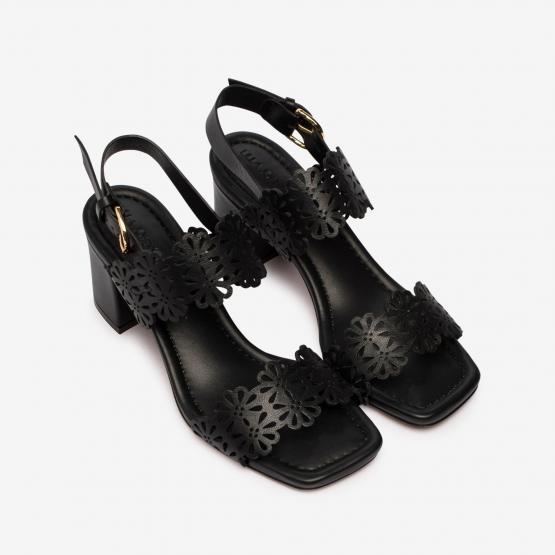 UJ44013A COSETTE EYELET HEEL 40